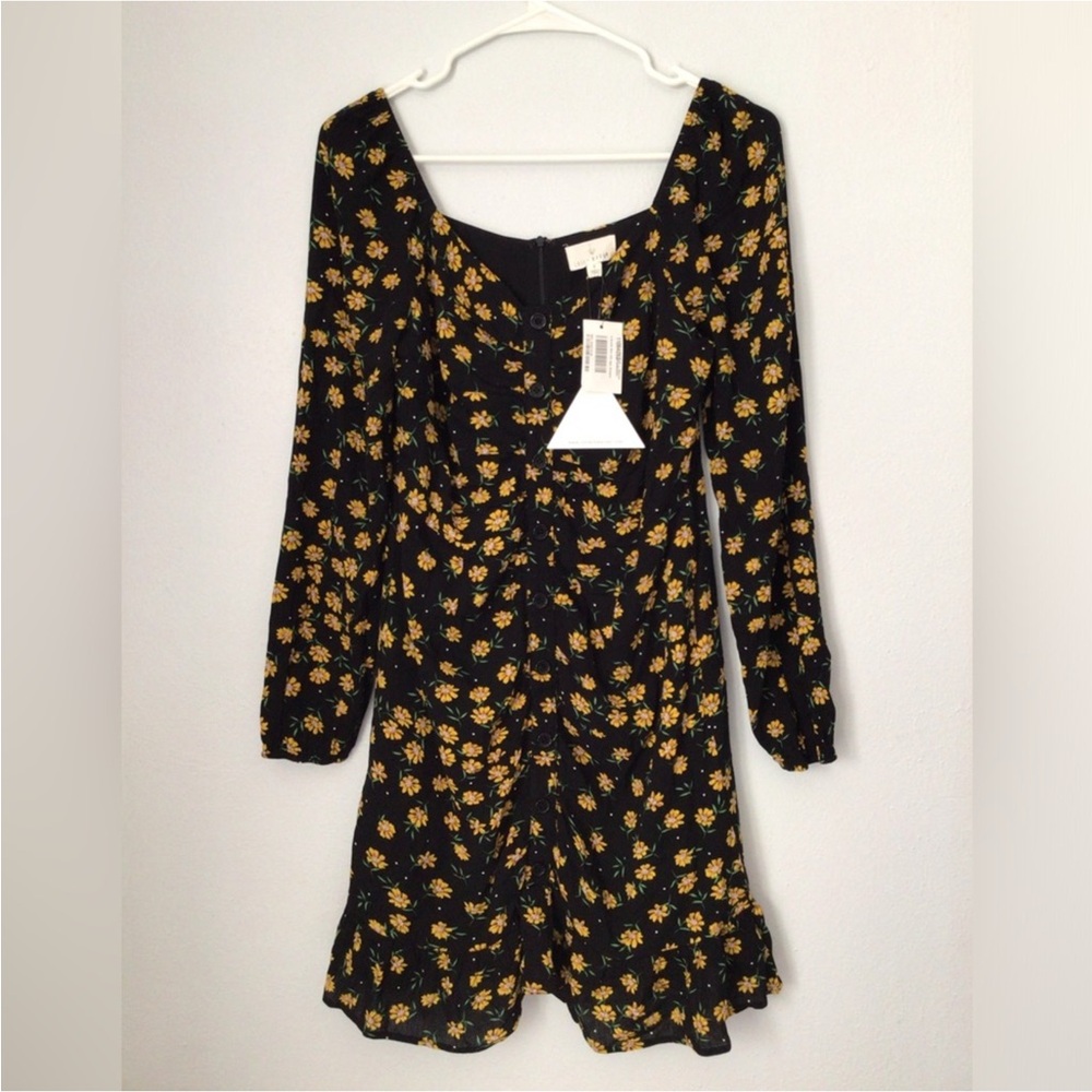 Lost & Wander NWT Woman’s. Black Floral Mini Dress. Size Small.